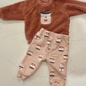 Petit Lem cozy coffee outfit